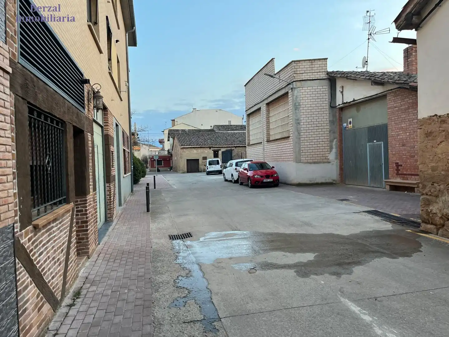 Vista exterior de Piso en venta en Fuenmayor con Calefacción y Trastero