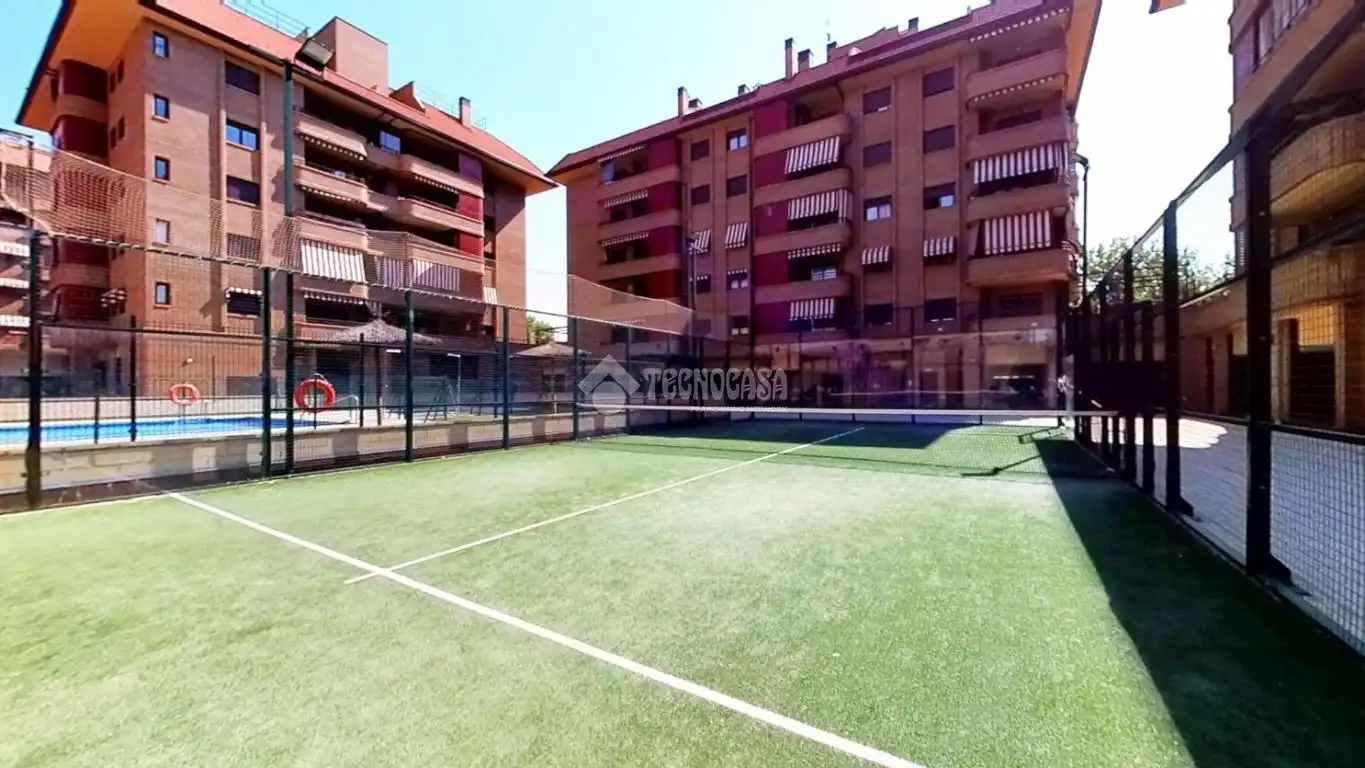 Exterior view of Flat for sale in Alcalá de Henares  with Air Conditioner, Terrace and Storage room