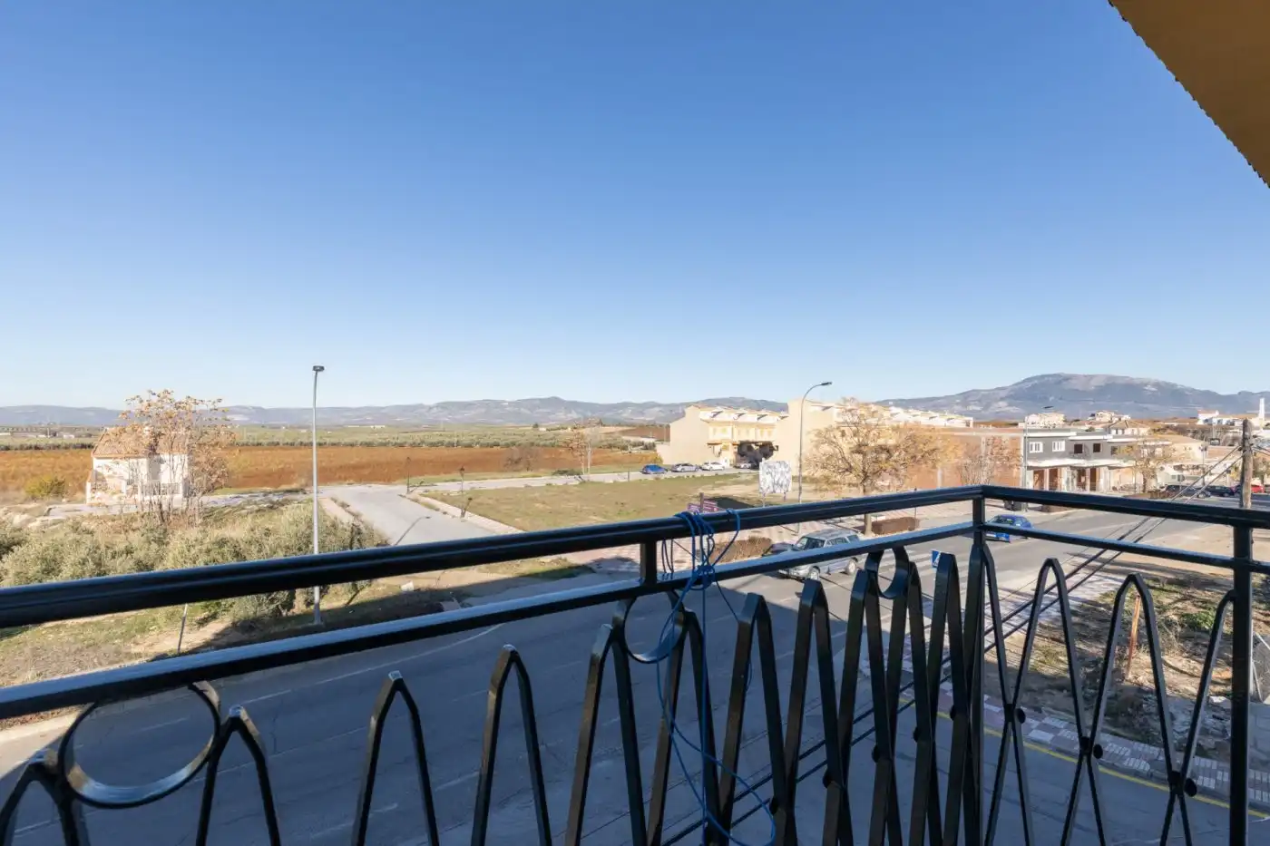 Außenansicht von Wohnung zum Verkauf in Moraleda de Zafayona mit Klimaanlage, Terrasse und Balkon