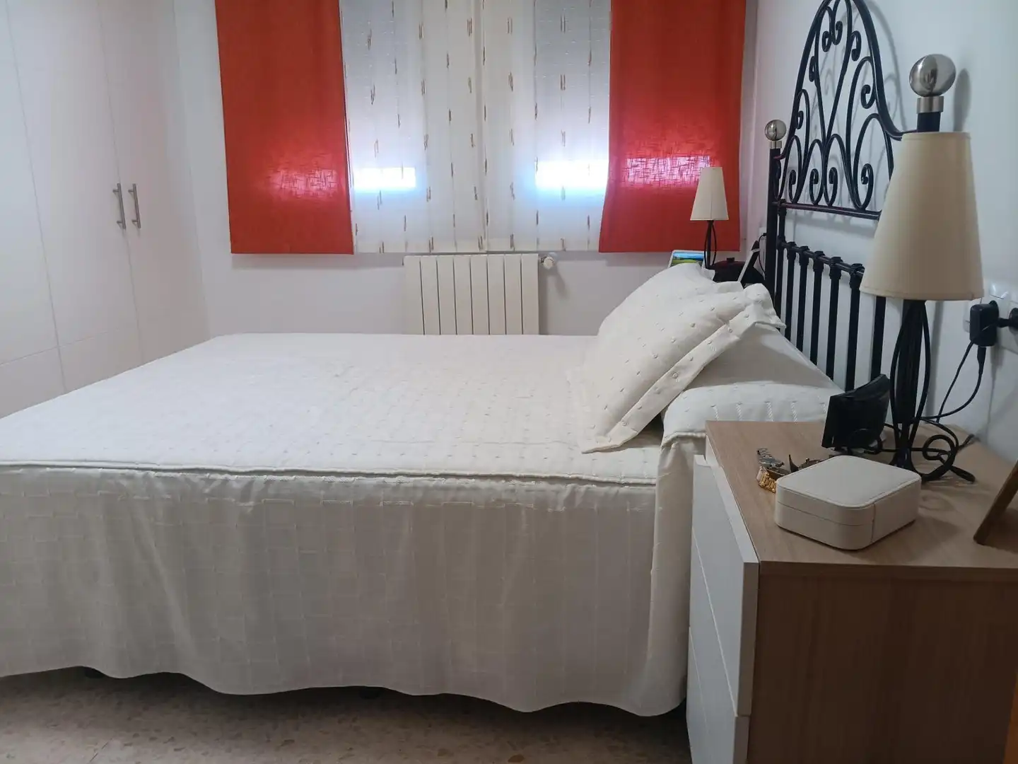 Bedroom of Houses for sale in Sevilla  with Air Conditioner