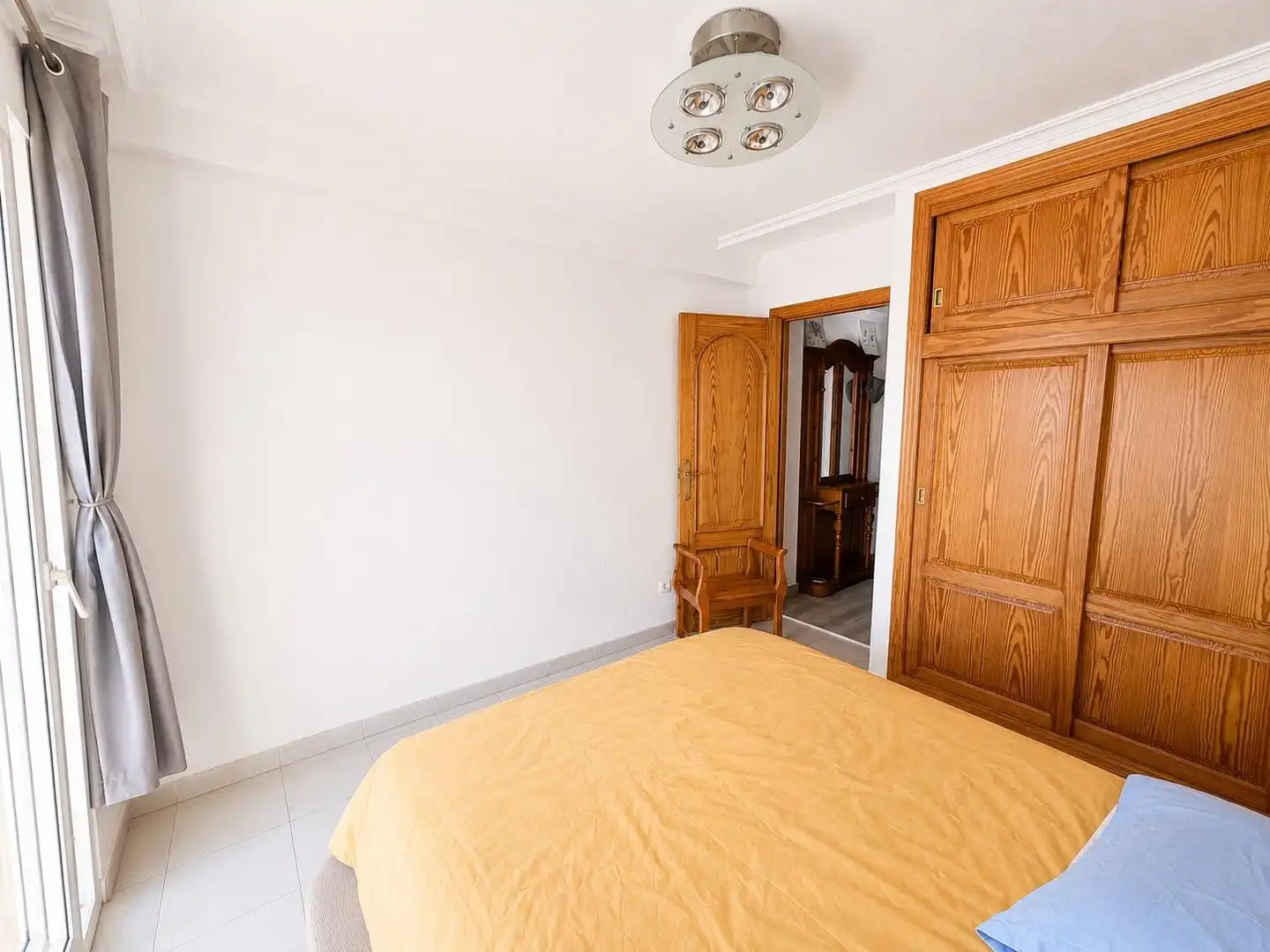 Dormitori de Àtic en venda en Torrevieja amb Aire condicionat, Moblat i Rentadora