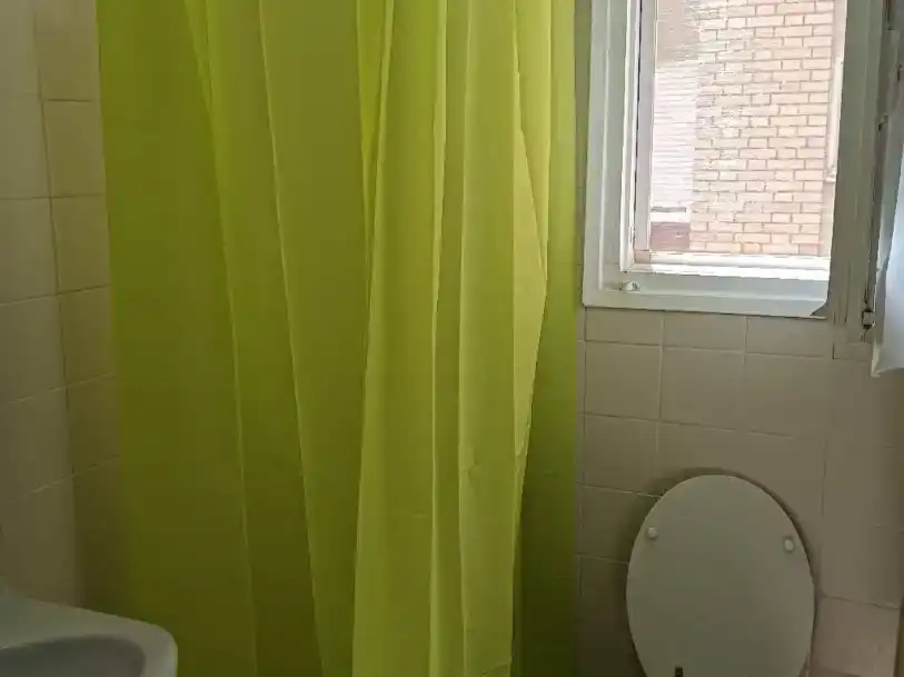 Bany de Pis en venda en Falset