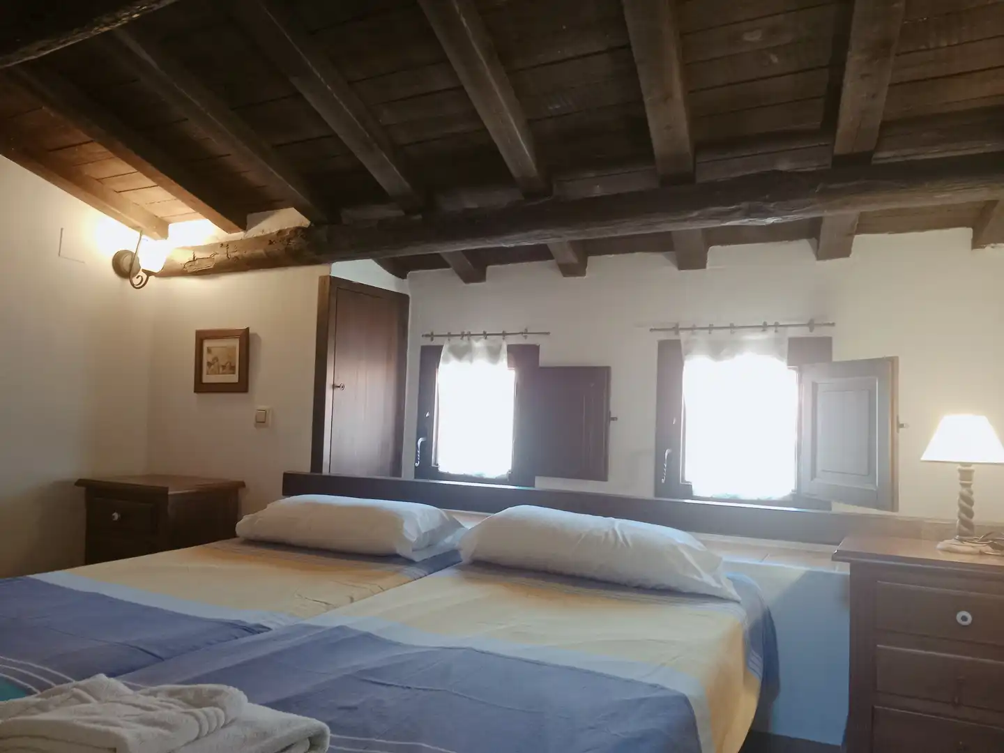 Habitación de Finca rústica en venta en Casas del Castañar con Aire acondicionado, Calefacción y Amueblado