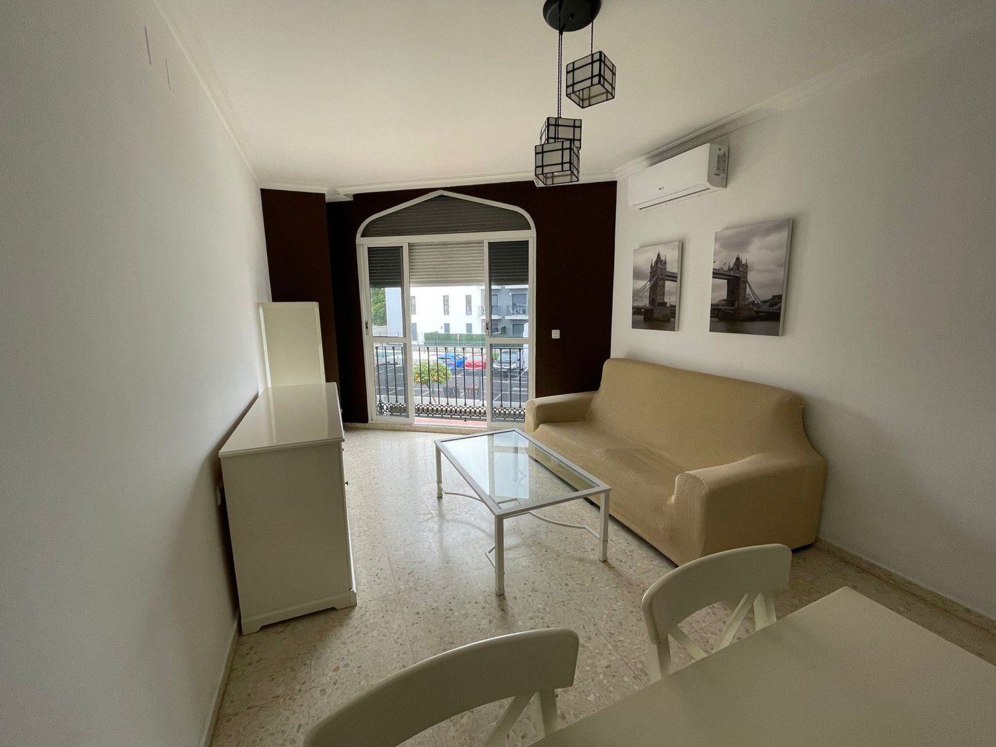 Sala d'estar de Pis en venda en Camas amb Aire condicionat i Calefacció