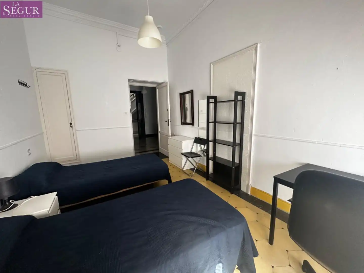 Flat with terrace for sale in Alameda - Mentidero - Teatro Falla, imagen 3