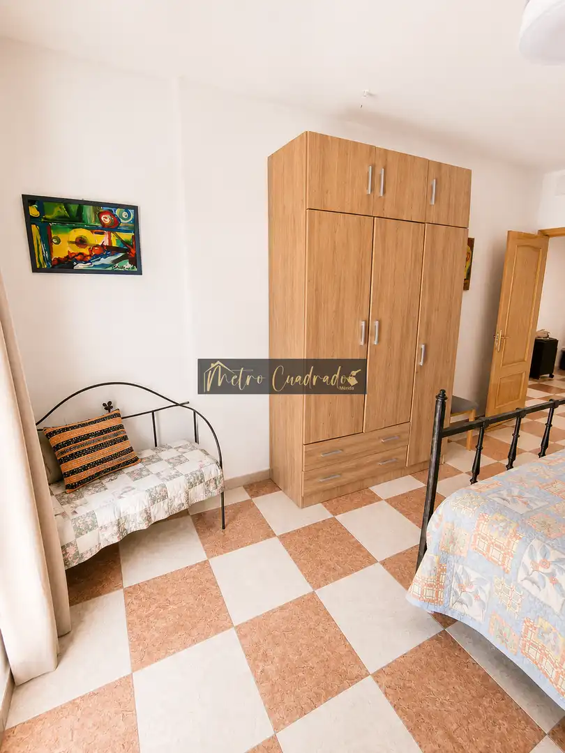Dormitori de Pis en venda en Mérida amb Aire condicionat i Terrassa