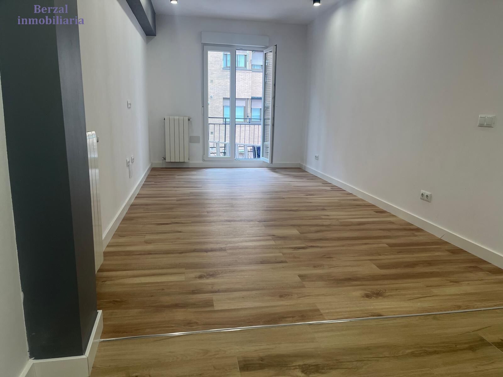 Flat for sale in Calle de Lardero, Jesuitas, Centro
