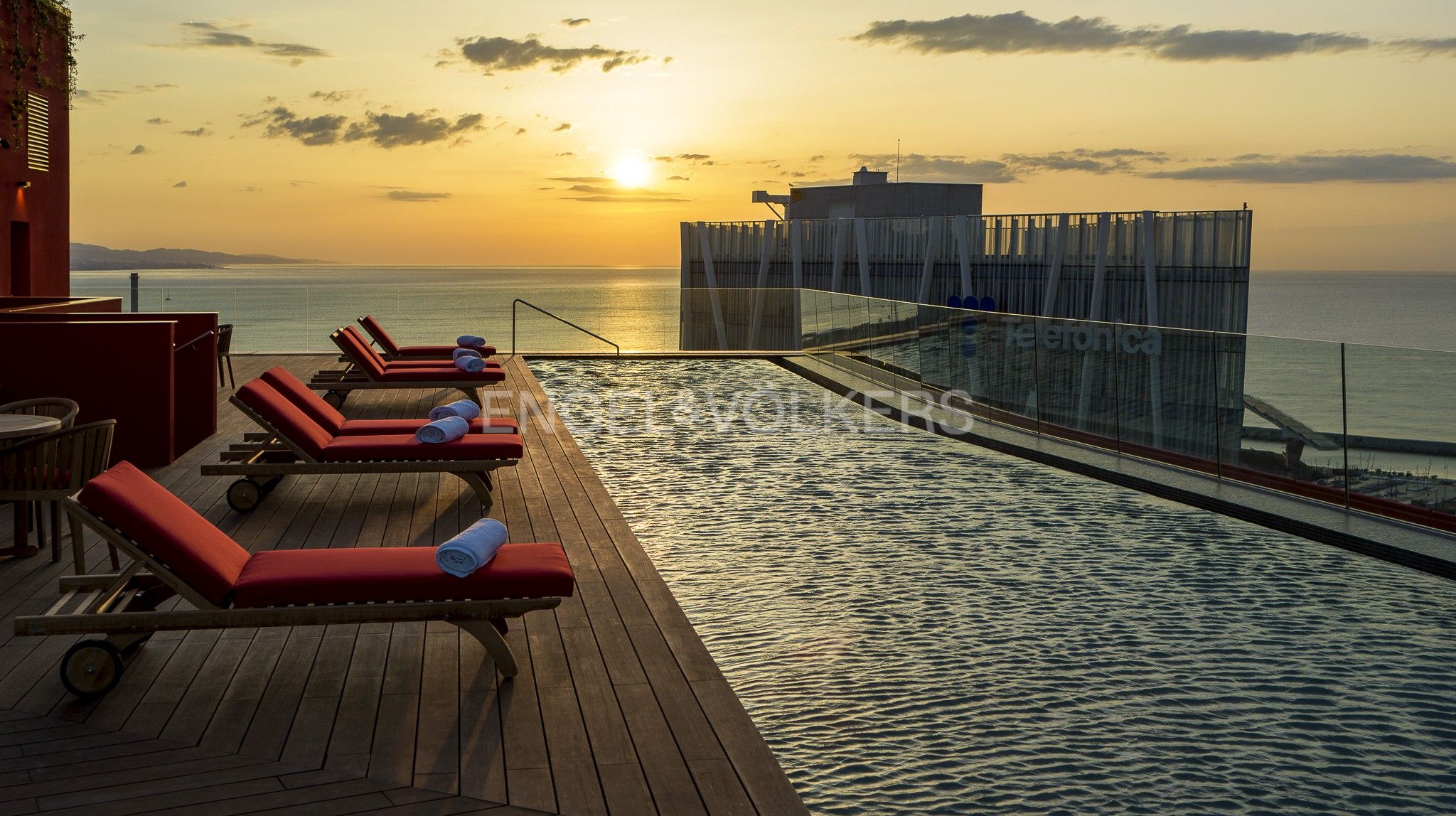 Piscina de Piso en venta en  Barcelona Capital con Aire acondicionado, Calefacción y Parquet