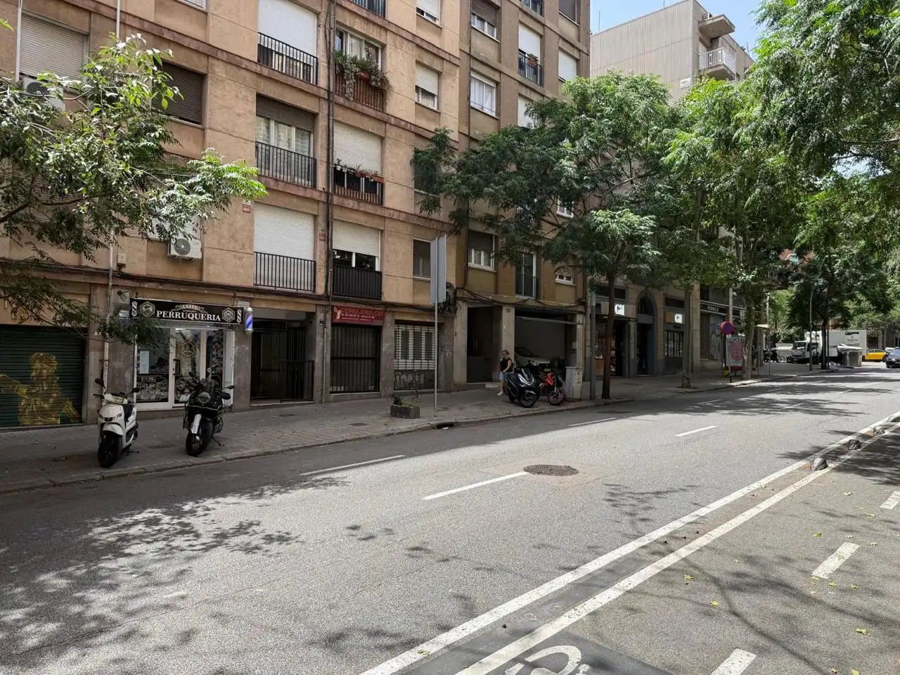 Außenansicht von Garage zur Miete in Barcelona