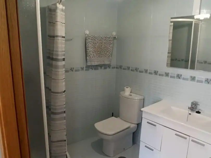 Bathroom of Apartments for rent in Vigo   with Heating, Parquet flooring and Storage room