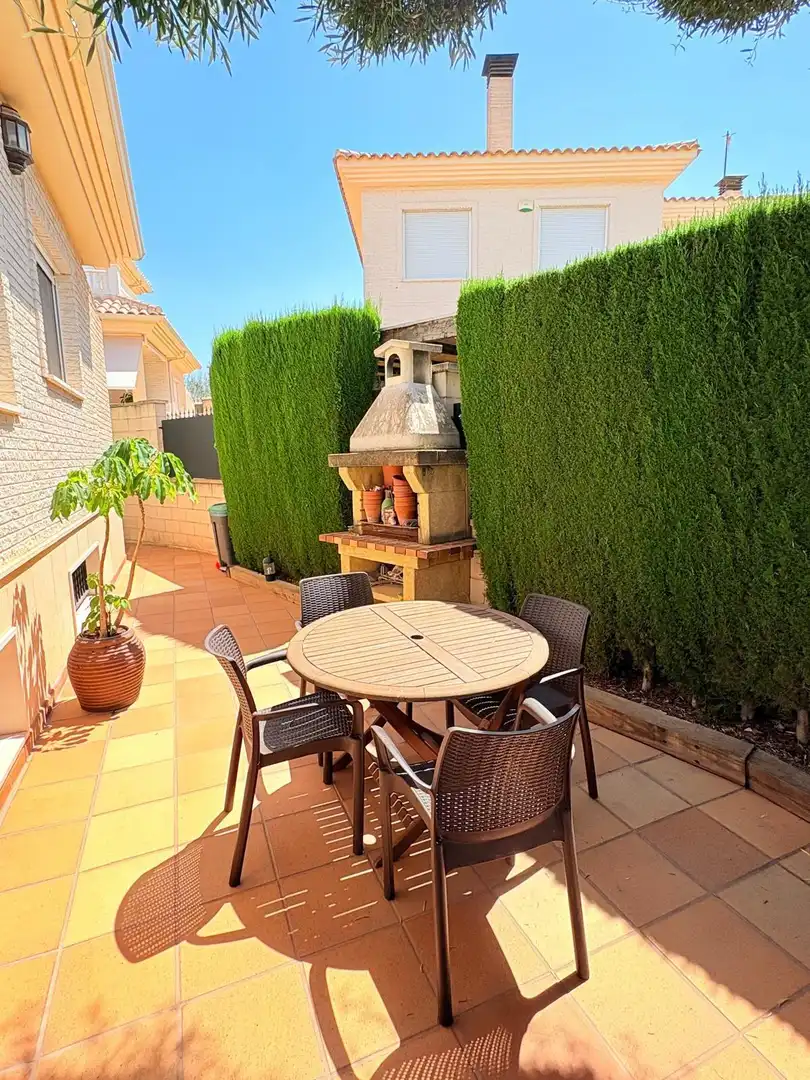 Terrassa de Casa o xalet en venda en Petrer amb Aire condicionat, Calefacció i Jardí privat