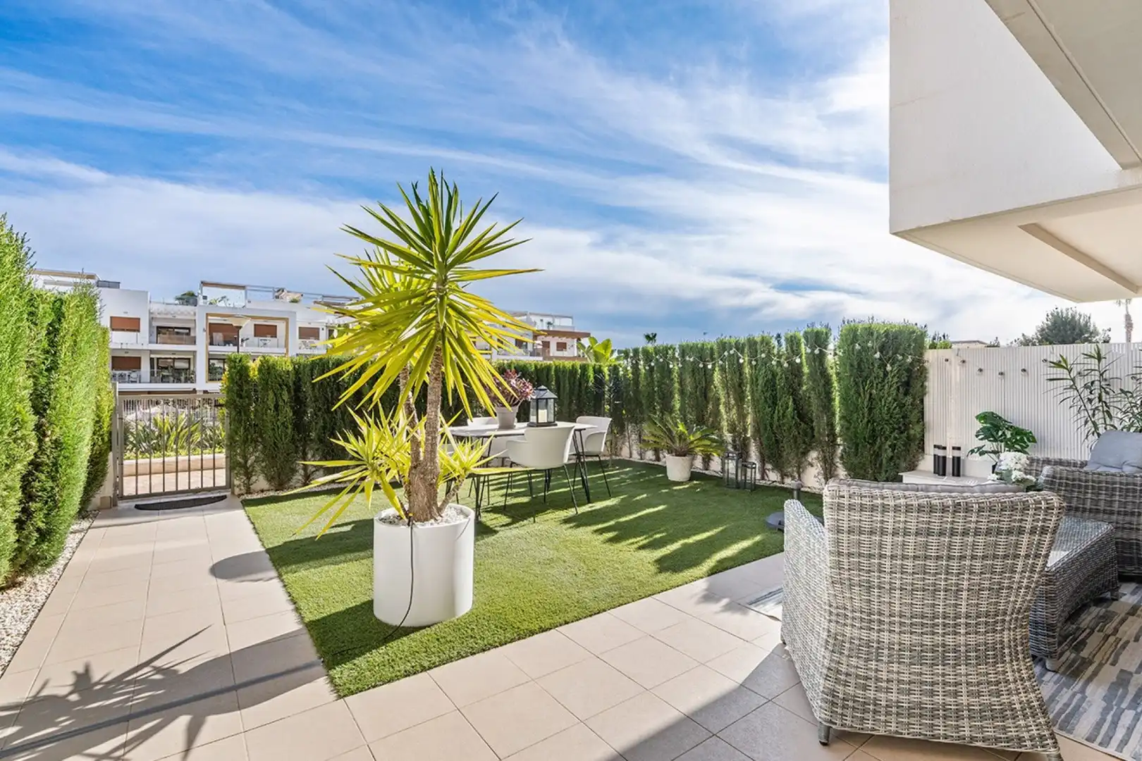Terraza de Piso en venta en Orihuela con Aire acondicionado, Calefacción y Jardín privado
