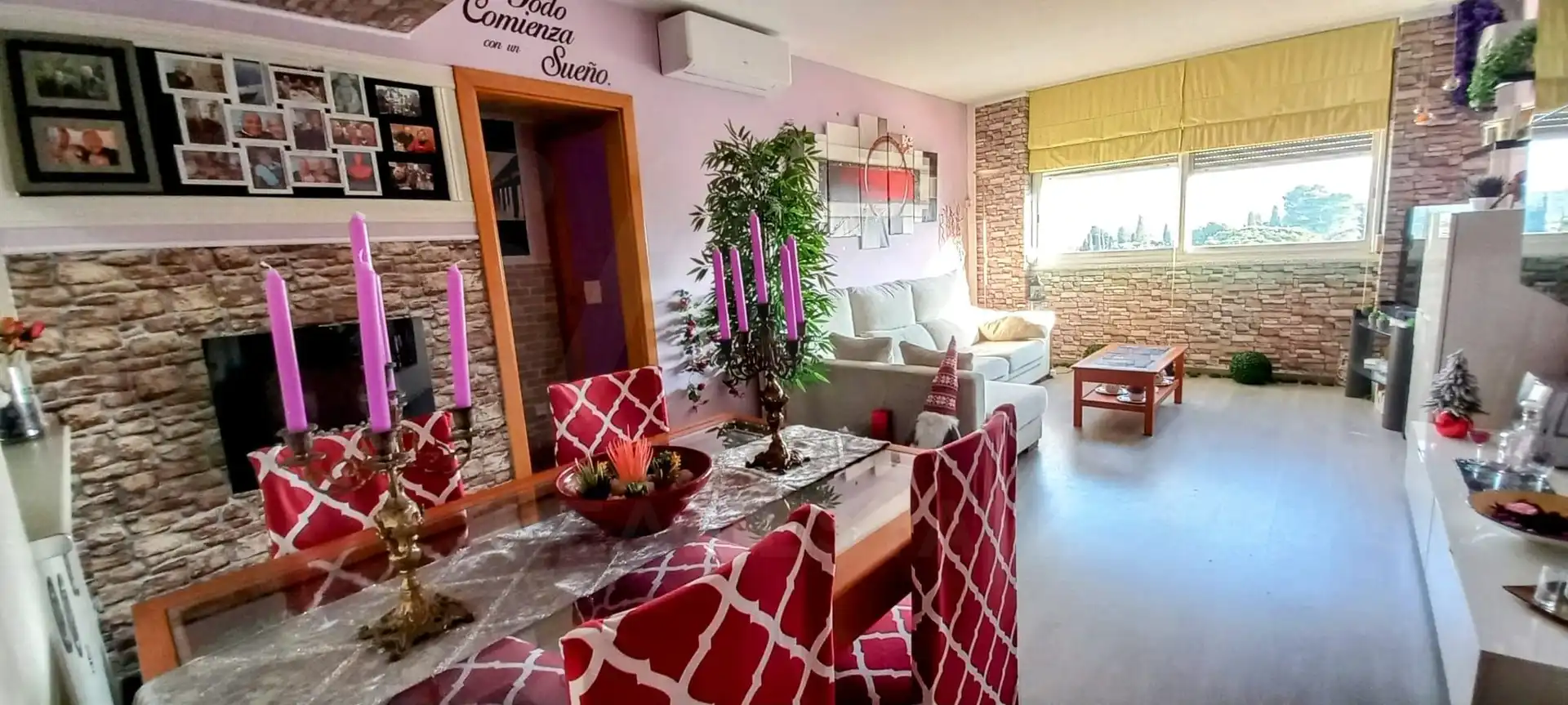 Living room of Flat for sale in Cerdanyola del Vallès  with Air Conditioner, Heating and Swimming Pool
