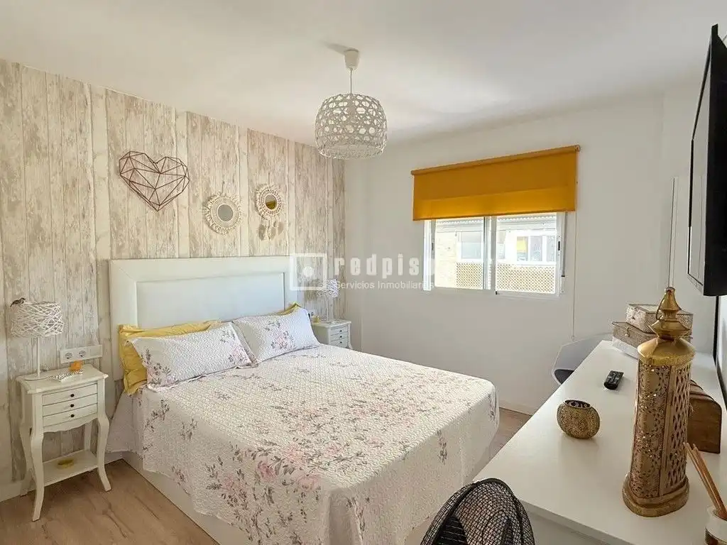Schlafzimmer von Wohnung zur Miete in Málaga mit Parkett, Terrasse und Möbliert