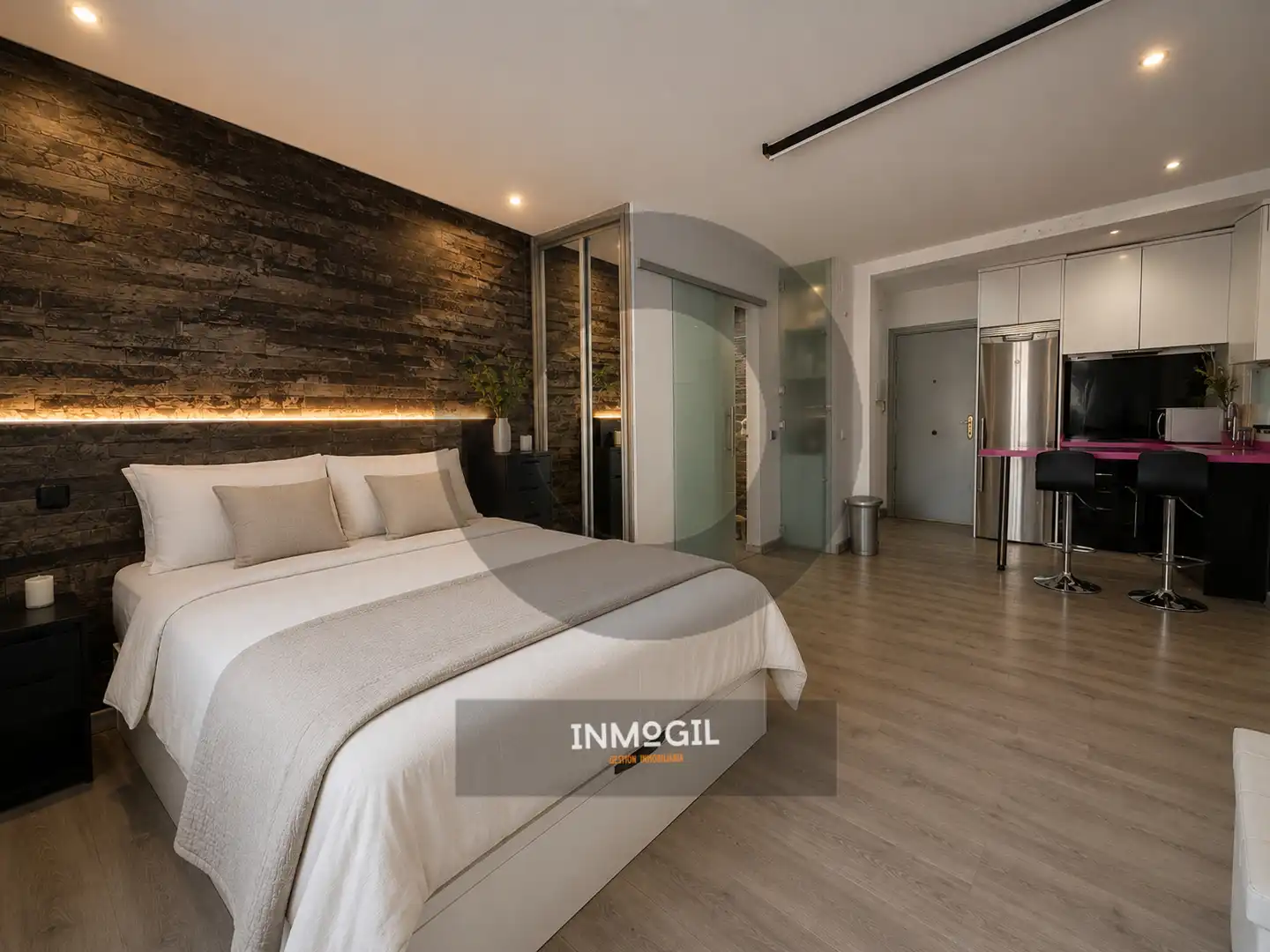 Bedroom of Study for rent in Madrid  with Air Conditioner, Heating and Parquet flooring