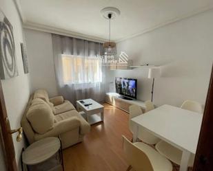 Living room of Flat for sale in Salamanca Capital  with Heating and Furnished