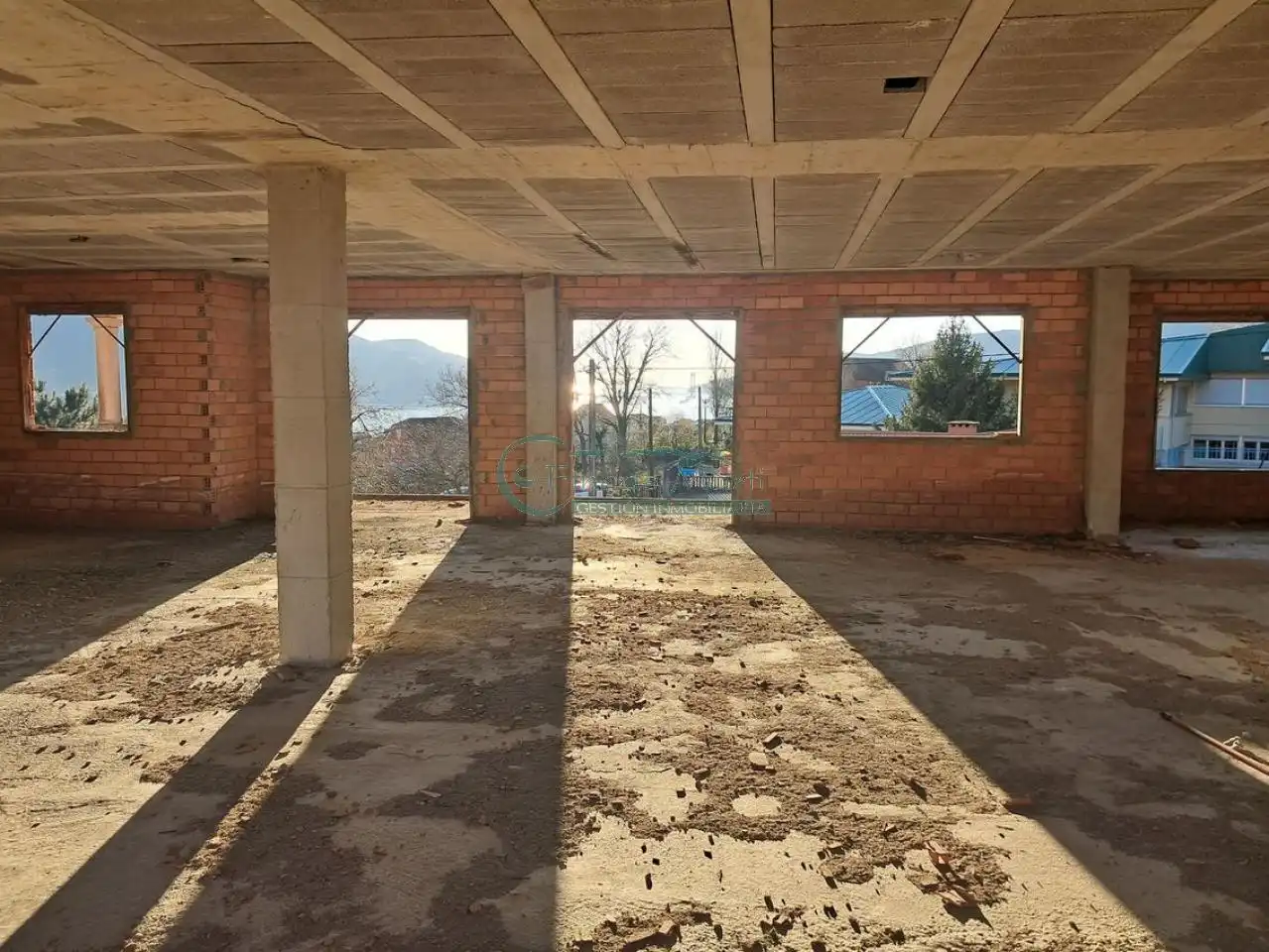 Casa o xalet en venda en Redondela amb Calefacció, Jardí privat i Terrassa