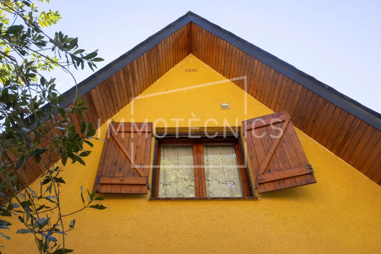 Exterior view of Houses for sale in Sant Cebrià de Vallalta