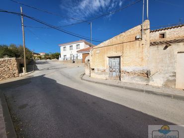 Maison à vendre à Oria