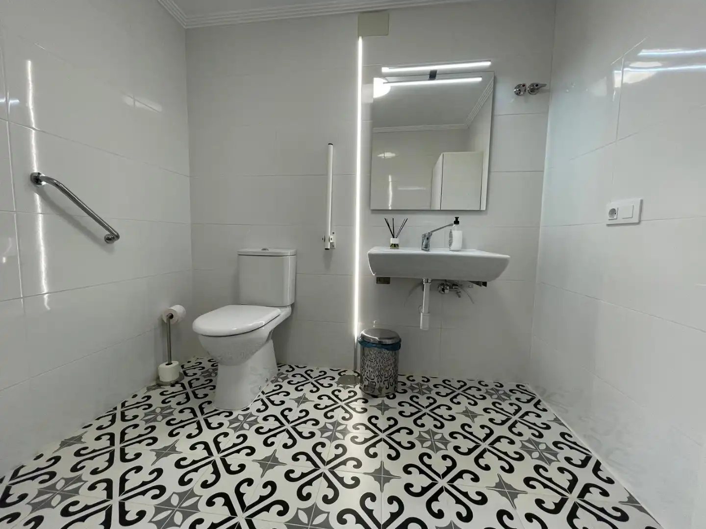 Baño de Oficina de alquiler en Torre-Pacheco con Aire acondicionado y Internet