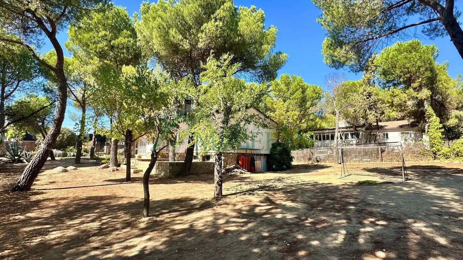 Exterior view of Houses for sale in Torrelodones  with Private garden and Terrace