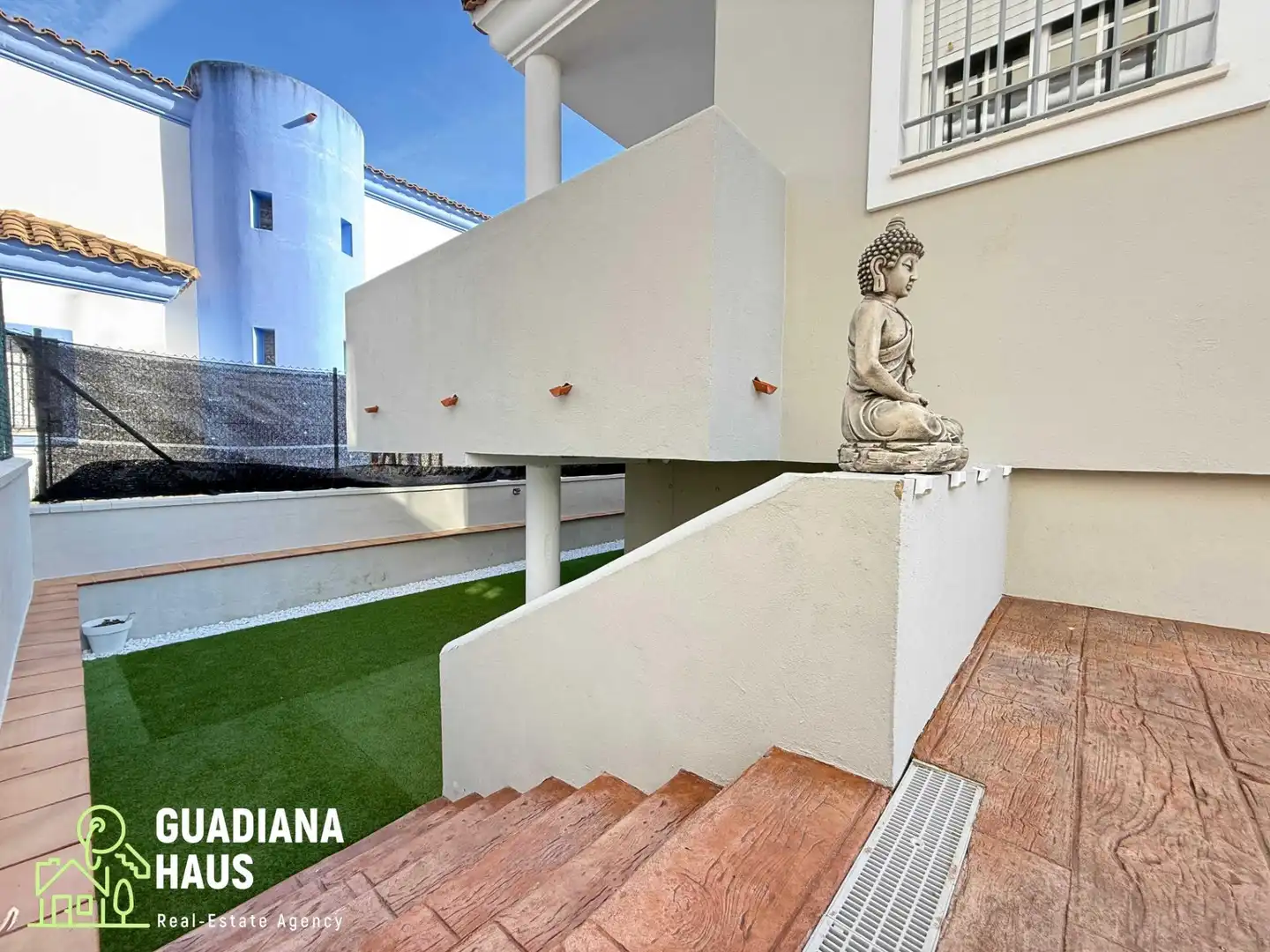 Vista exterior de Apartament en venda en Ayamonte amb Aire condicionat, Jardí privat i Terrassa