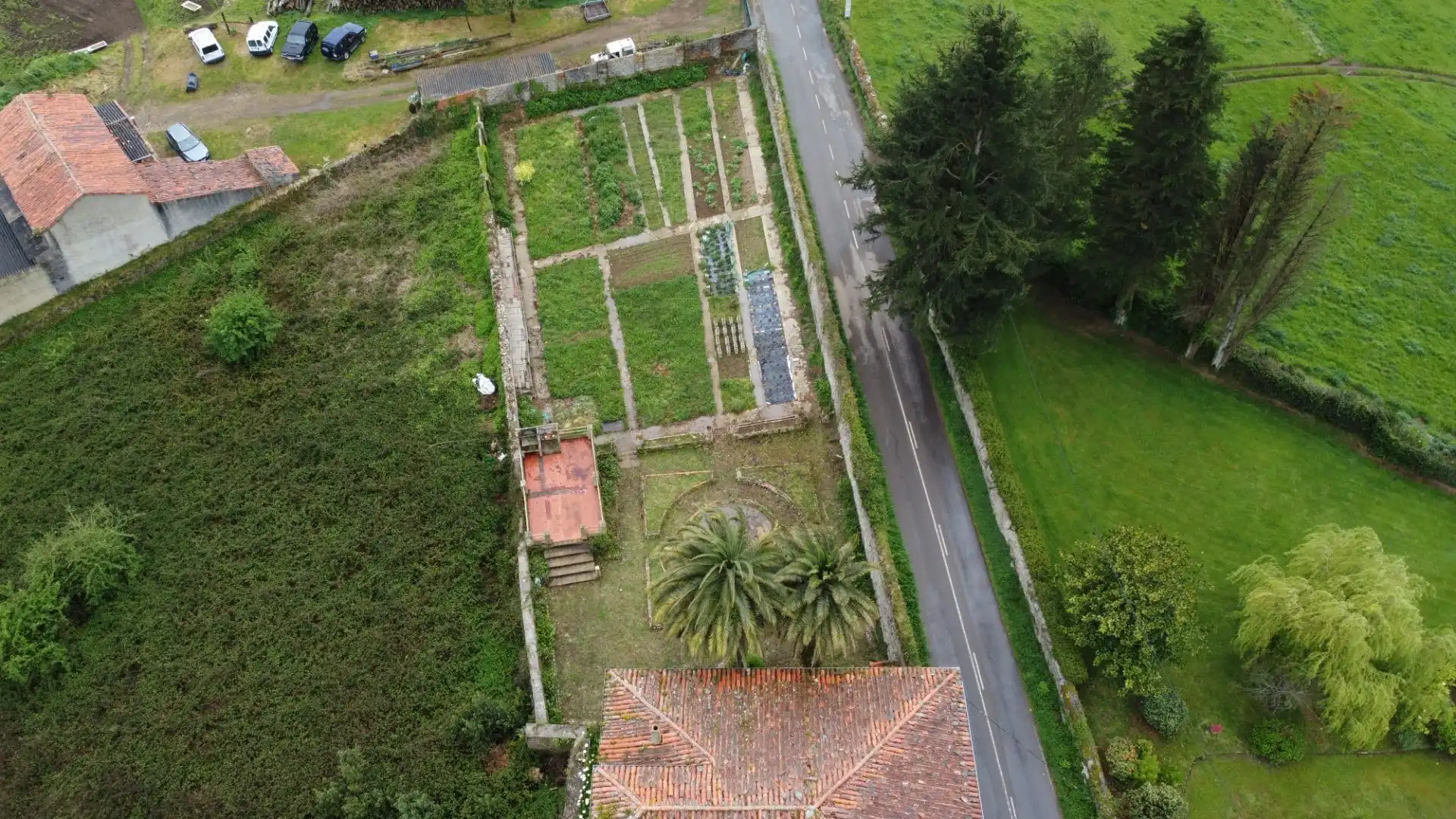 Houses for sale in Pravia  with Private garden, Terrace and Storage room