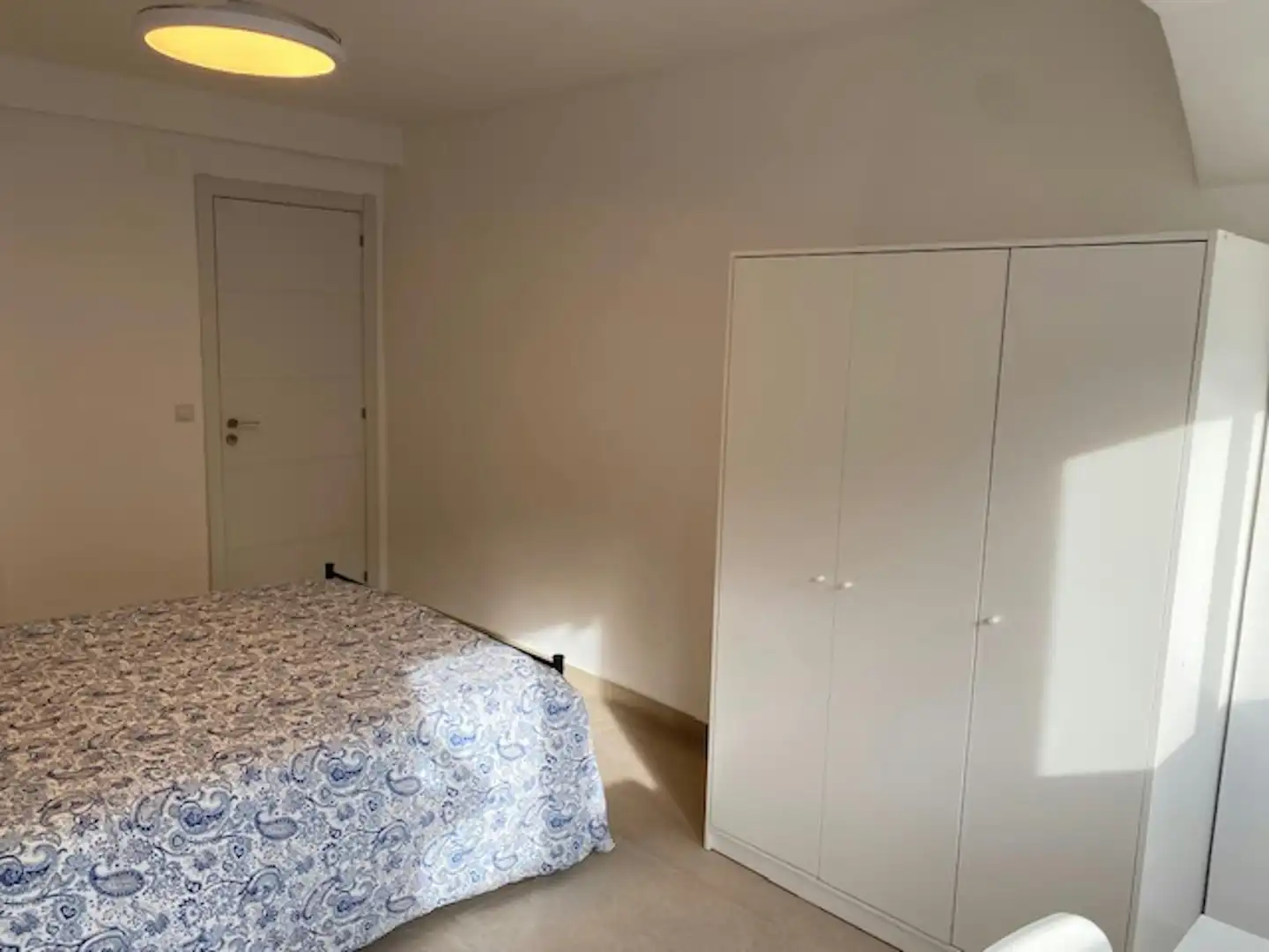 Schlafzimmer von Wohnung zur untervermieten in Madrid mit Heizung und Waschmaschine