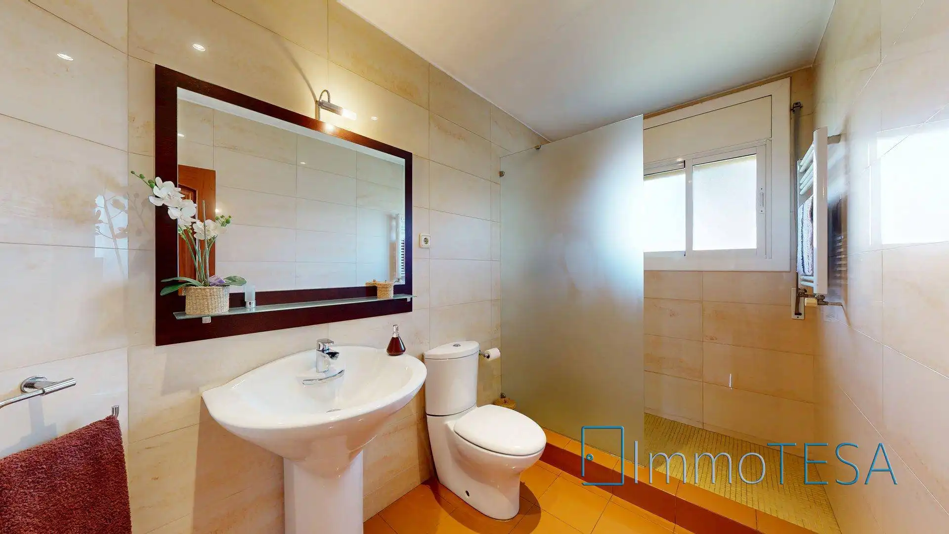 Baño de Casa o chalet en venta en Barberà del Vallès con Calefacción, Jardín privado y Balcón