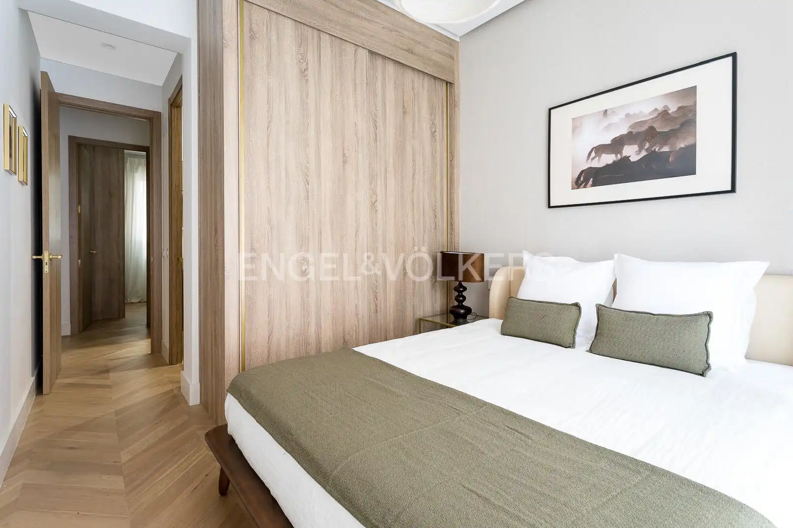Bedroom of Flat for rent in Madrid  with Air Conditioner, Heating and Swimming Pool