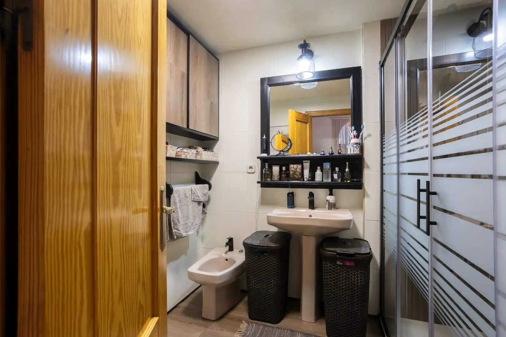 Bathroom of Flat for sale in Brunete  with Air Conditioner, Heating and Private garden