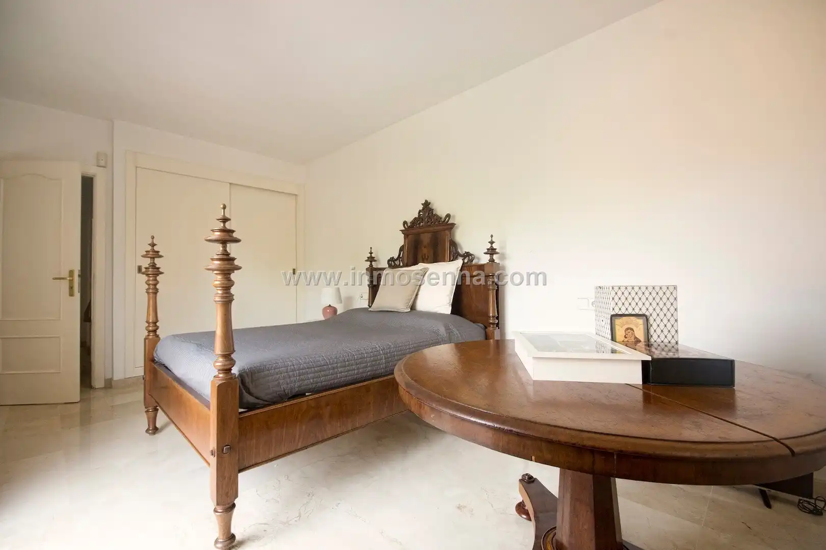 Habitación de Casa adosada en venta en Calvià con Terraza y TV
