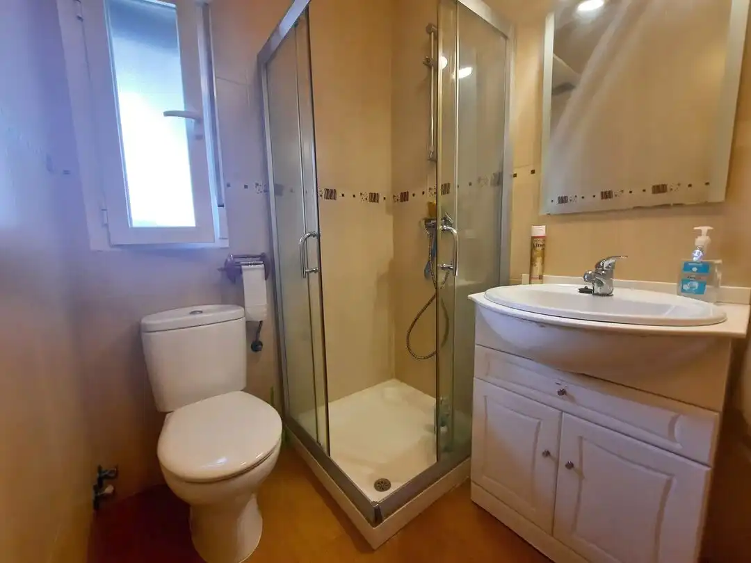 Badezimmer von Haus oder Chalet zum Verkauf in Escalona mit Klimaanlage, Heizung und Abstellraum