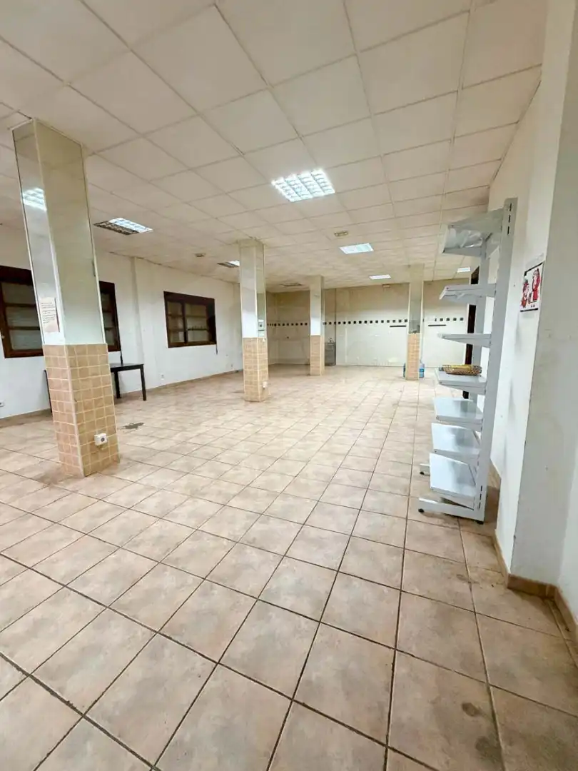 Local de alquiler en Cártama