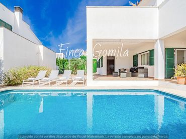 Casa amb piscina en venda a sa calma