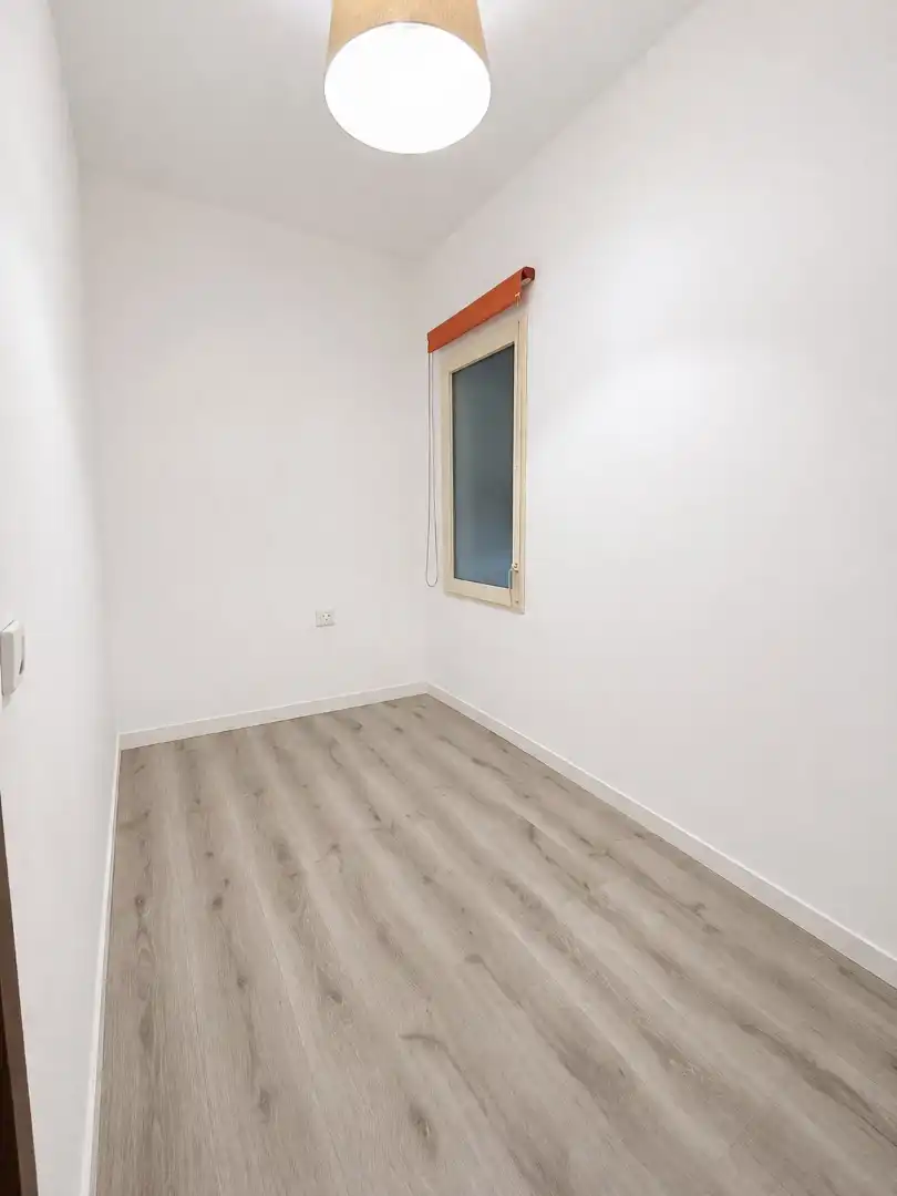 Piso con terraza en venta en Avinguda de Manuel Girona, imagen 3