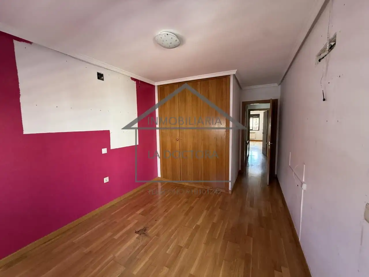 Casa adosada en venta en Navalcarnero con Calefacción, Jardín privado y Terraza