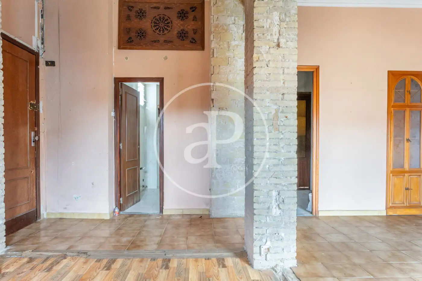 Flat for sale in Valencia  with Heating, Terrace and Balcony
