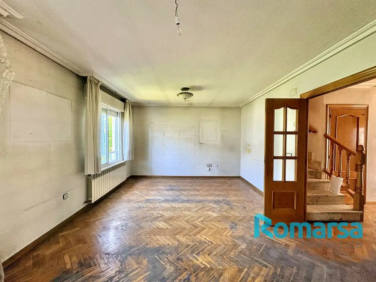 Living room of Detached homes for sale in Ávila  with Heating, Private garden and Parquet flooring