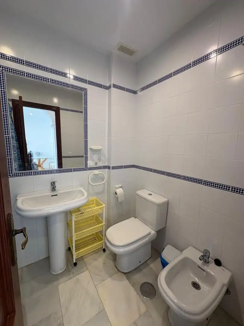 Bathroom of Apartments for sale in Chiclana de la Frontera  with Private garden, Terrace and Furnished