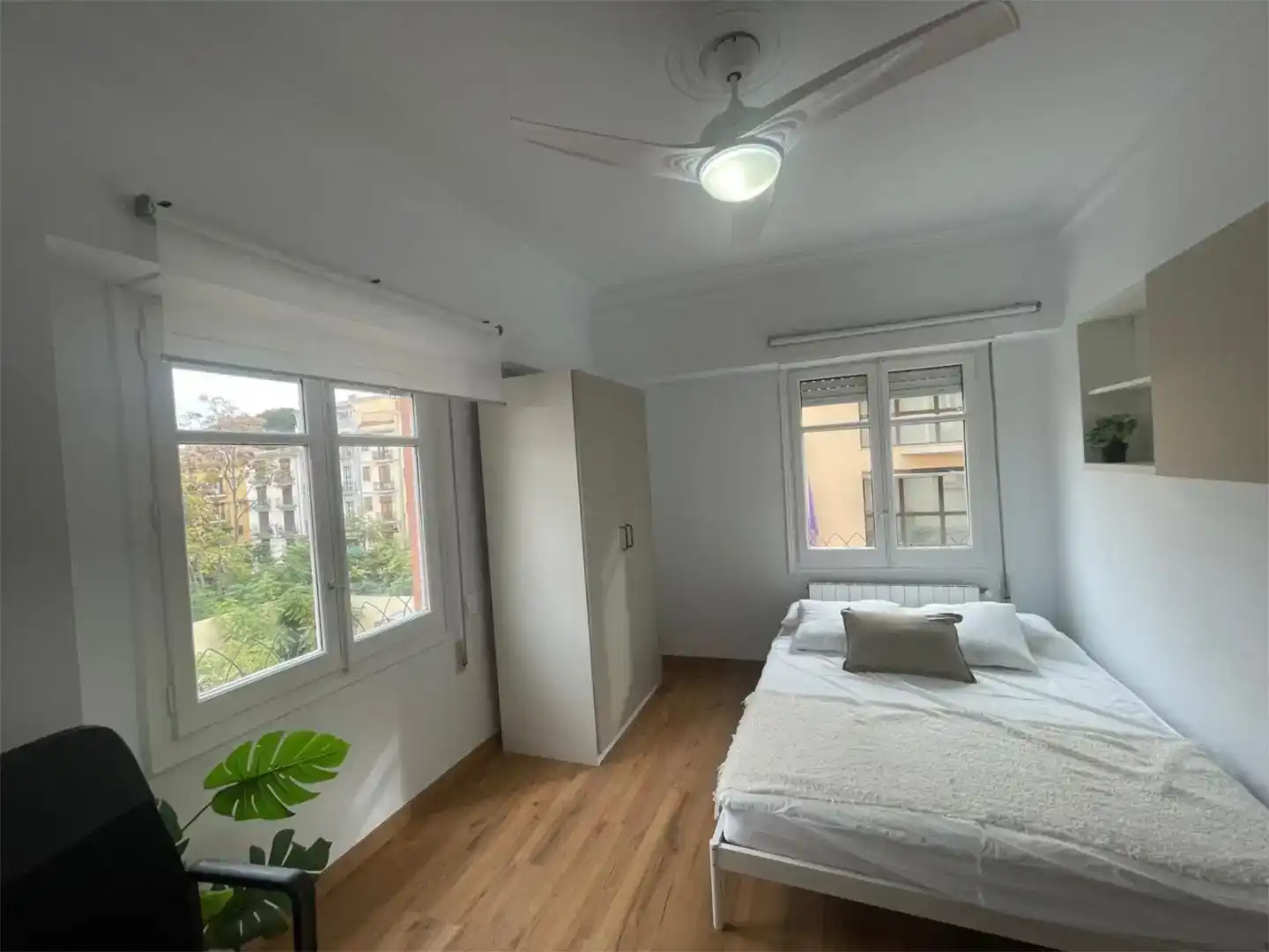 Schlafzimmer von Wohnung zur Miete in  Valencia Capital