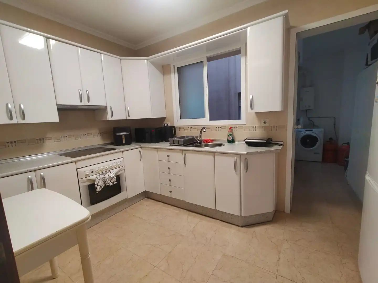 Cocina de Piso en venta en La Línea de la Concepción con Terraza