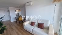 Sala d'estar de Apartament en venda en Cambrils amb Aire condicionat, Parquet i Terrassa