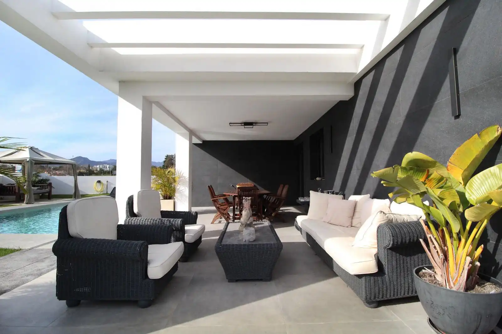 Terrassa de Casa o xalet de lloguer en Marbella amb Aire condicionat, Calefacció i Jardí privat