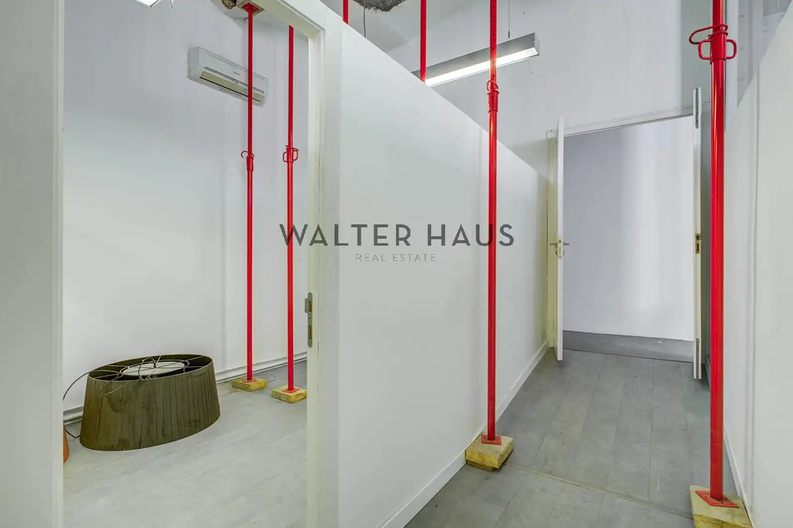 Commercial properties for rent in Barcelona  with Air Conditioner