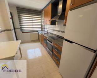 Cuina de Apartament en venda en Bueu amb Calefacció, Terrassa i Traster