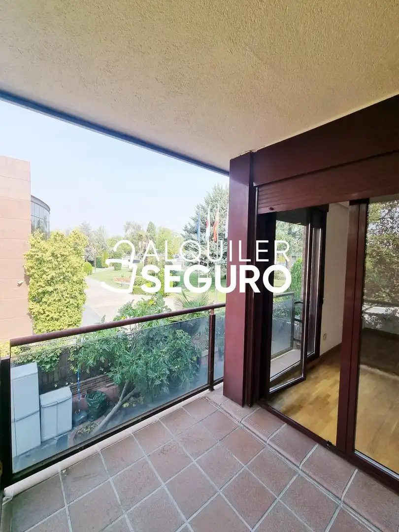 Exterior view of Flat for rent in Las Rozas de Madrid  with Heating, Terrace and Storage room