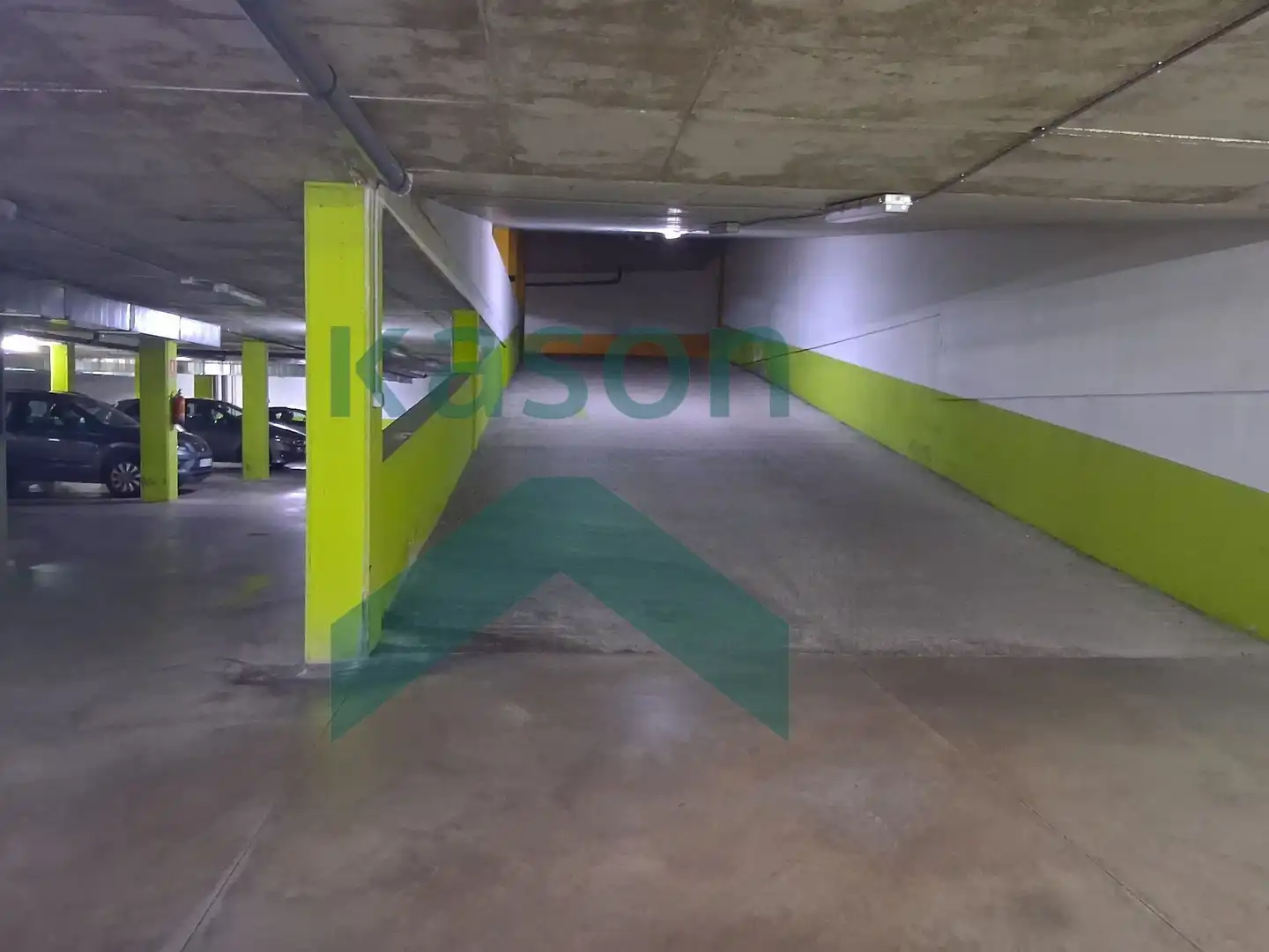 Parking de Estudio en venta en Madrid con Aire acondicionado, Calefacción y Trastero