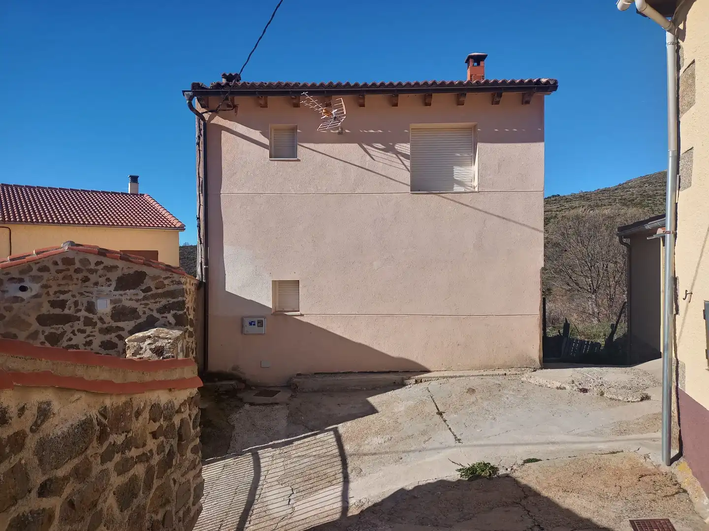 Casa adosada en venda a Calle Fuente, 137, Santiago del Tormes