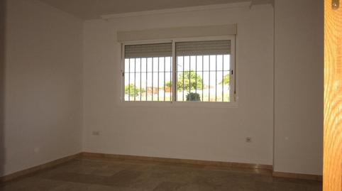 Foto 2 de Planta baja en venta en De Luis Alberto de Cuenca, 70, El Valle, Lucena